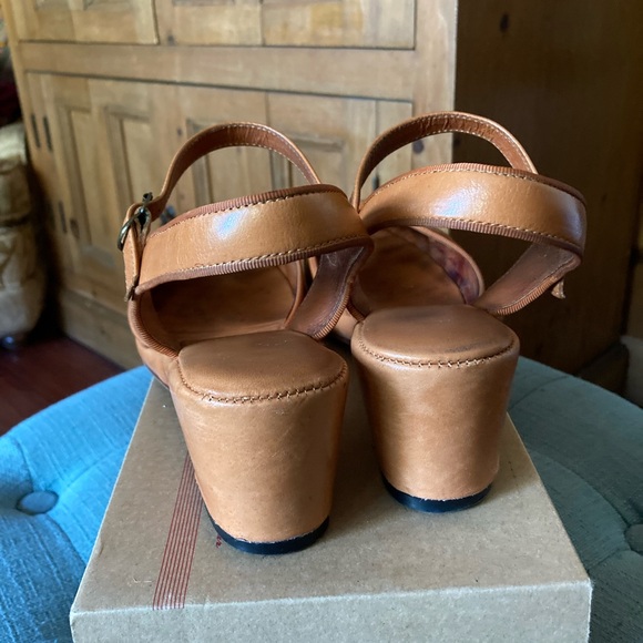 RE-MIX Classic Vintage Footwear Vogue Wedge Sandals - Picture 6 of 10